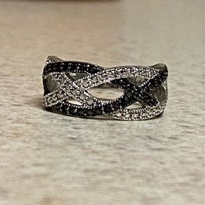 Sterling Silver Marcasite & Diamond Ring Black White | Size 7.5